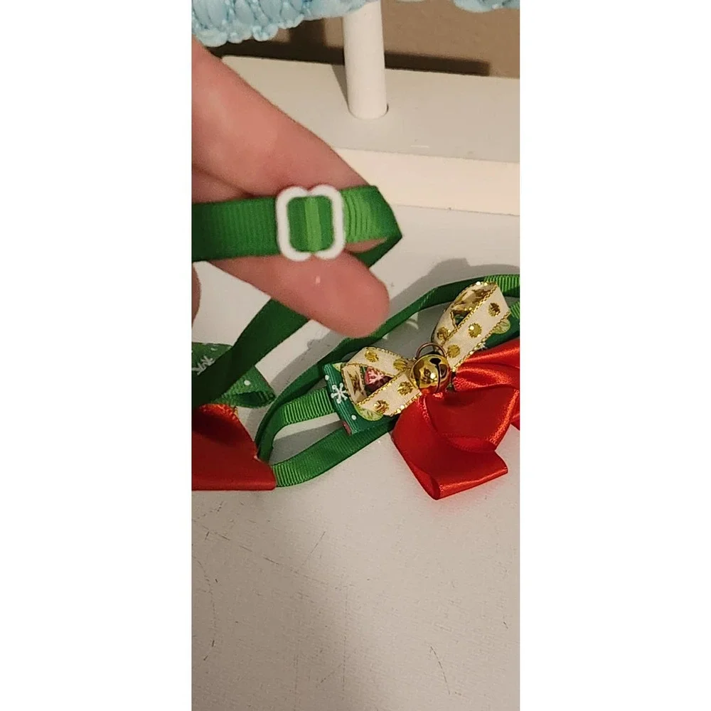 Christmas set of 4 cat collars 2 bells with bow and 2 just bows holiday pet